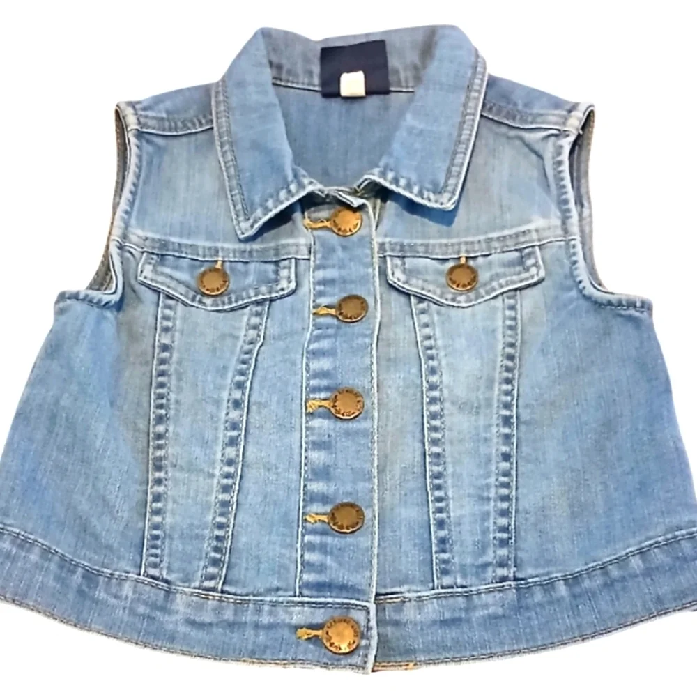 🔥OshKosh B'gosh Blue Vest & Shirt Size 4/5🔥5$ If You Get Bundle🔥